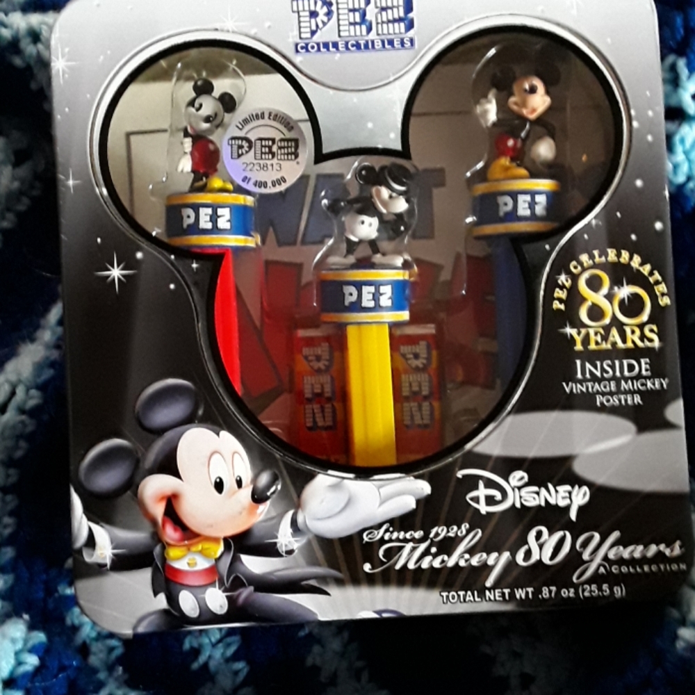 Mickey mouse Pez collectable
